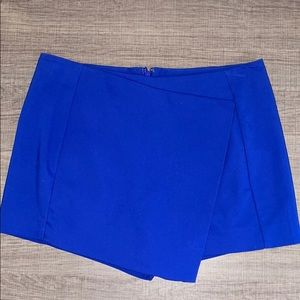 Express solid split front skort